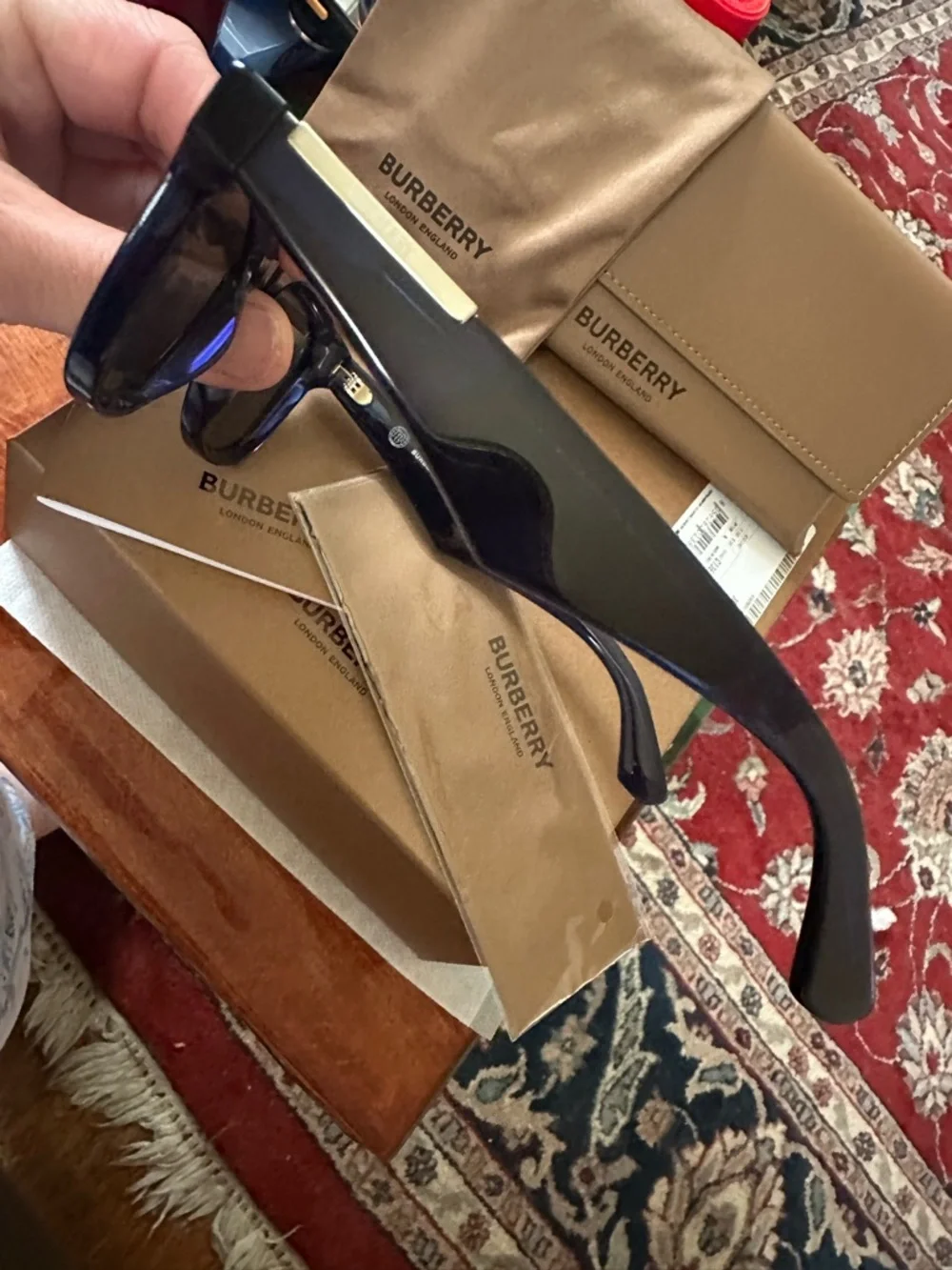 Burberry OBE4426 blue sunglasses - Picture 5 of 8